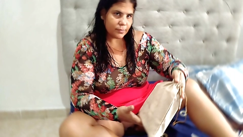 Horny amateur brunette with a juicy ass and a nice butt