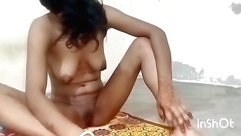 Indian girl with big ass 18+ is getting fucked 18+