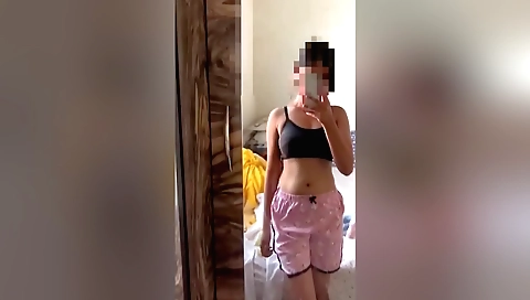 Naked brunette solo in college room in amateur clip