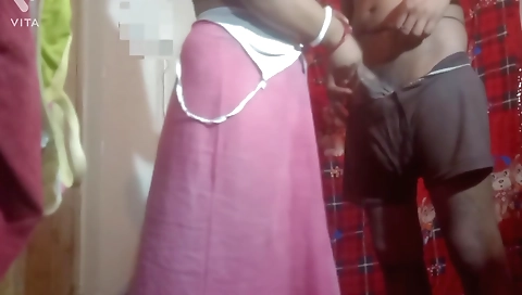Indian brunette girl gives a good handjob on my dick