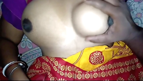 Indian girl gets fucked in her hairy pussy on a sofa