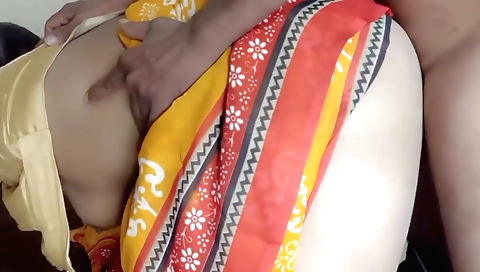 Webcam video shows amateur girl's ass getting licked