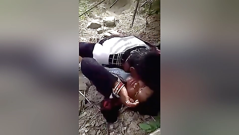 Big ass indian girl with a pair of boobs got fucked outdoors