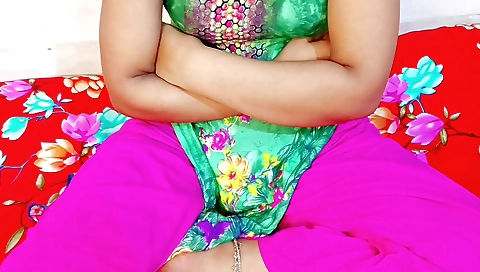 Hard-core female movie with a indian aunt and her lover