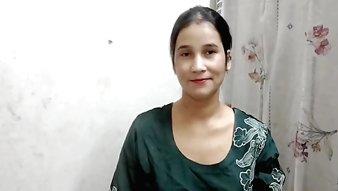 Indian film with beautiful face and tits in the hot scene