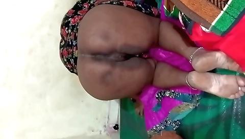 Indian chick shows her big ass and pussy in the bathroom