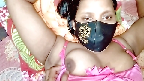 Indian brunette milf fucks in amateur big booty video