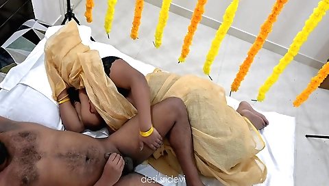 Indian couple has first night sex in amateur video