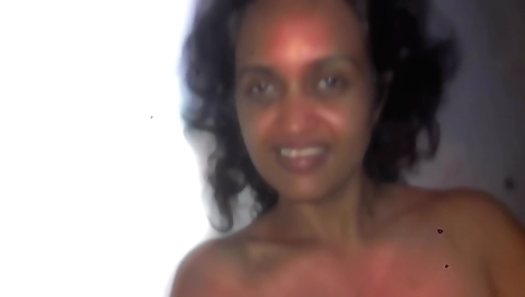 Indian amateur solo video with a hot brunette in her 30s