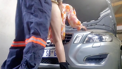Hot amateur indian chick with a sexy body gets filmed