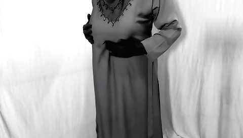 Sexy muslim bhabhi girl with indian skin having sex