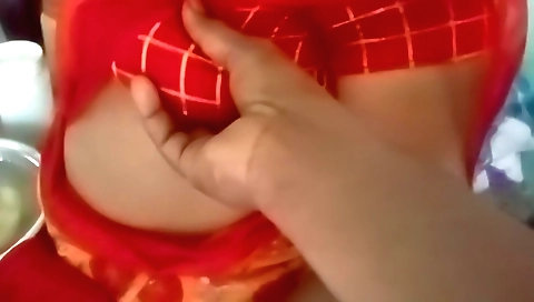 Indian hottie is taking shower and then getting fucked