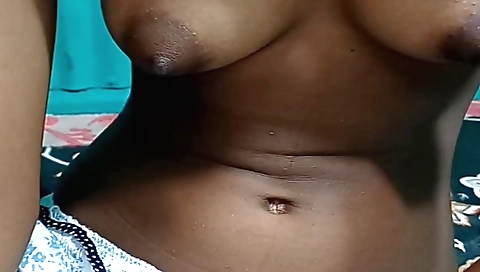 Hot solo video with big boobs and a sexy face 04af