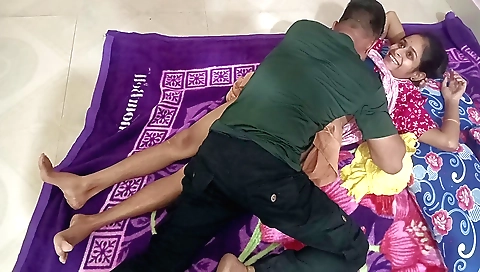 Indian ass girl gets her pussy fucked in the kitchen