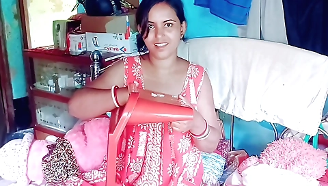 Indian stepbrother in bedroom fucked by his stepdaughter
