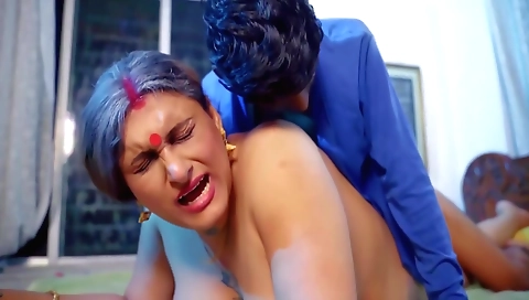 Indian big boobs seduces her stepbrother and fuck him