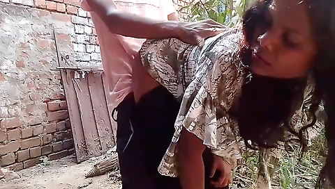 Brunette girl fucked outdoors in the outdoor forest
