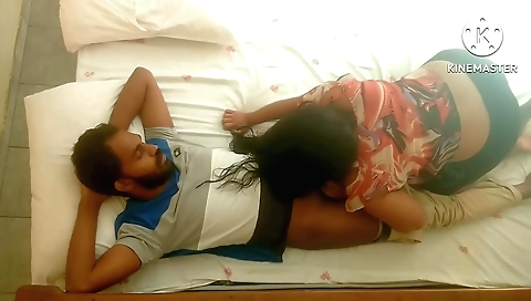 Indian teen 18+ sinhala new new gets in bed and sucks