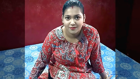 Amateur Hindi hairy brunette indian sex - newley married bhabhi