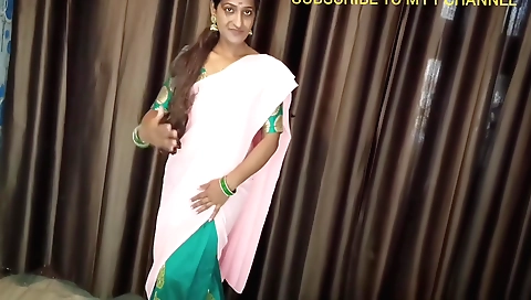 Indian mallu amateur milf takes her big cock in cunt