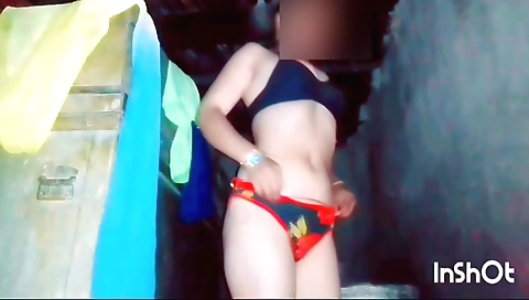 Small ass brunette with a juicy pussy fucks in the shower
