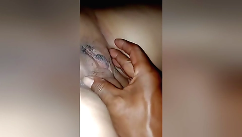 Hot bhabhi showing off her beautiful body and pussy