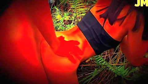 Amateur brunette indian woman is fucked in the forest